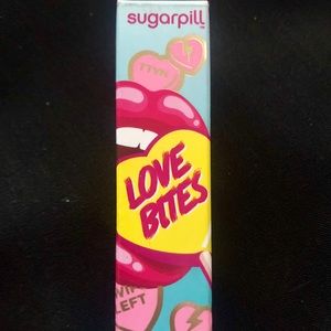 Sugar pill Red Sparkle Gloss